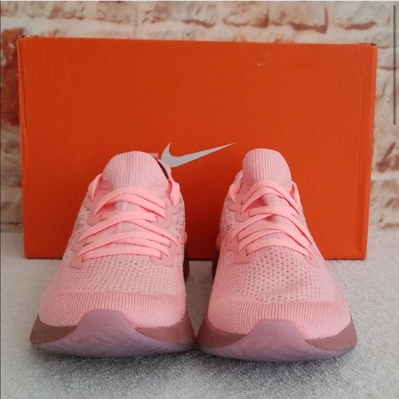 Nike Women’s Epic React Flyknit 2 Shoes - Picture 2 of 6